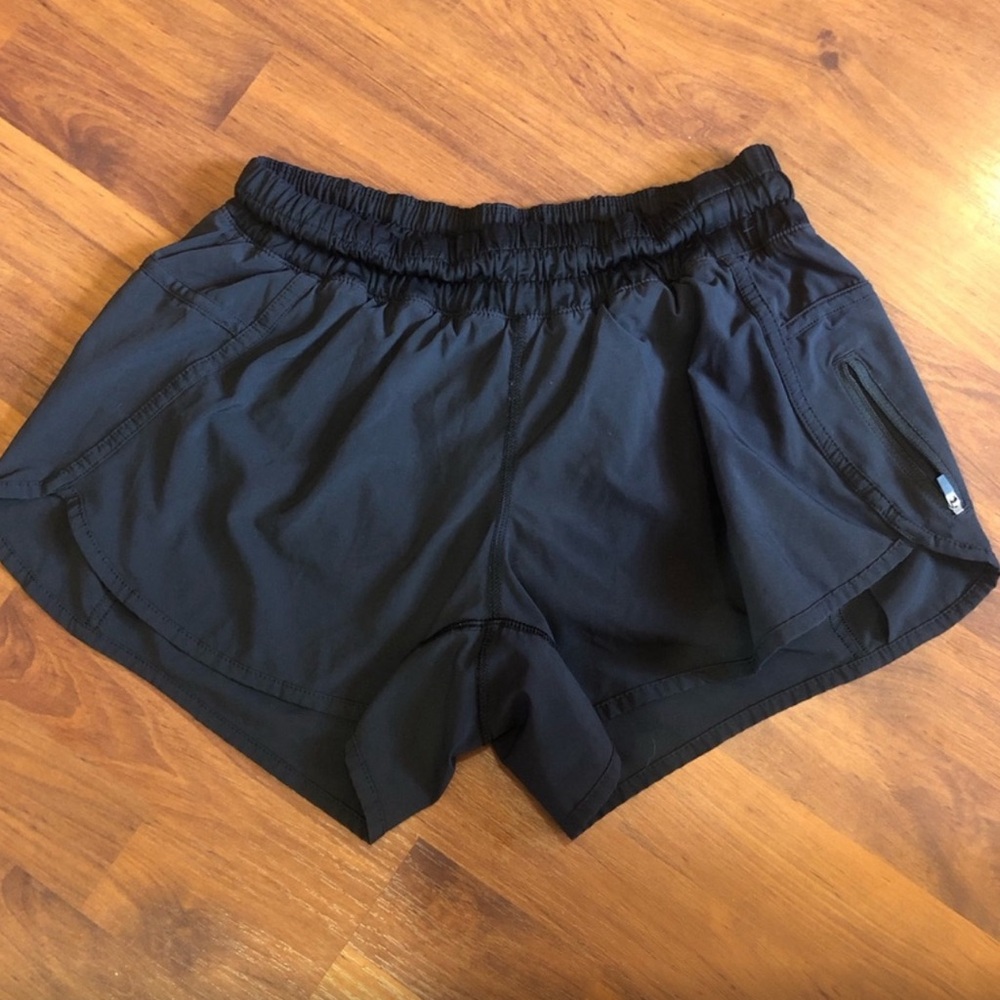 Lululemon size 10 Black shorts